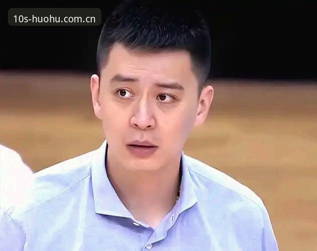 杨鸣判断C罗压力大，这事儿靠谱吗？火狐体育老用户怎么看？